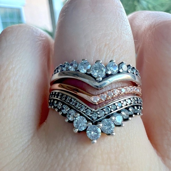 Princess Wishbone Ring Size 8 - Picture 2 of 8